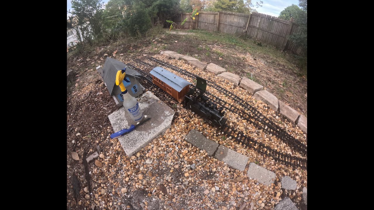 Roundhouse Lady Anne pulling wood combine (doge vs train pt III)