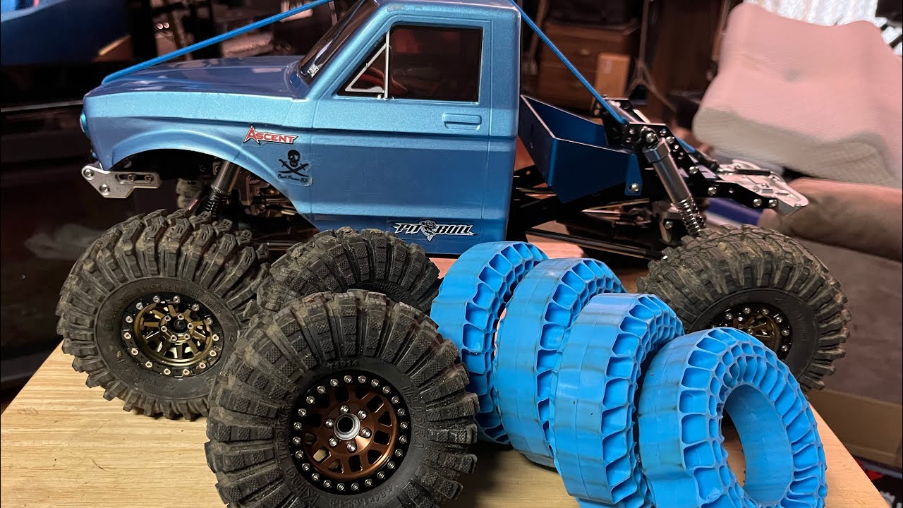 Testing - Injora King Trekker tires, Injora Blue medium & Green soft silicone inserts.