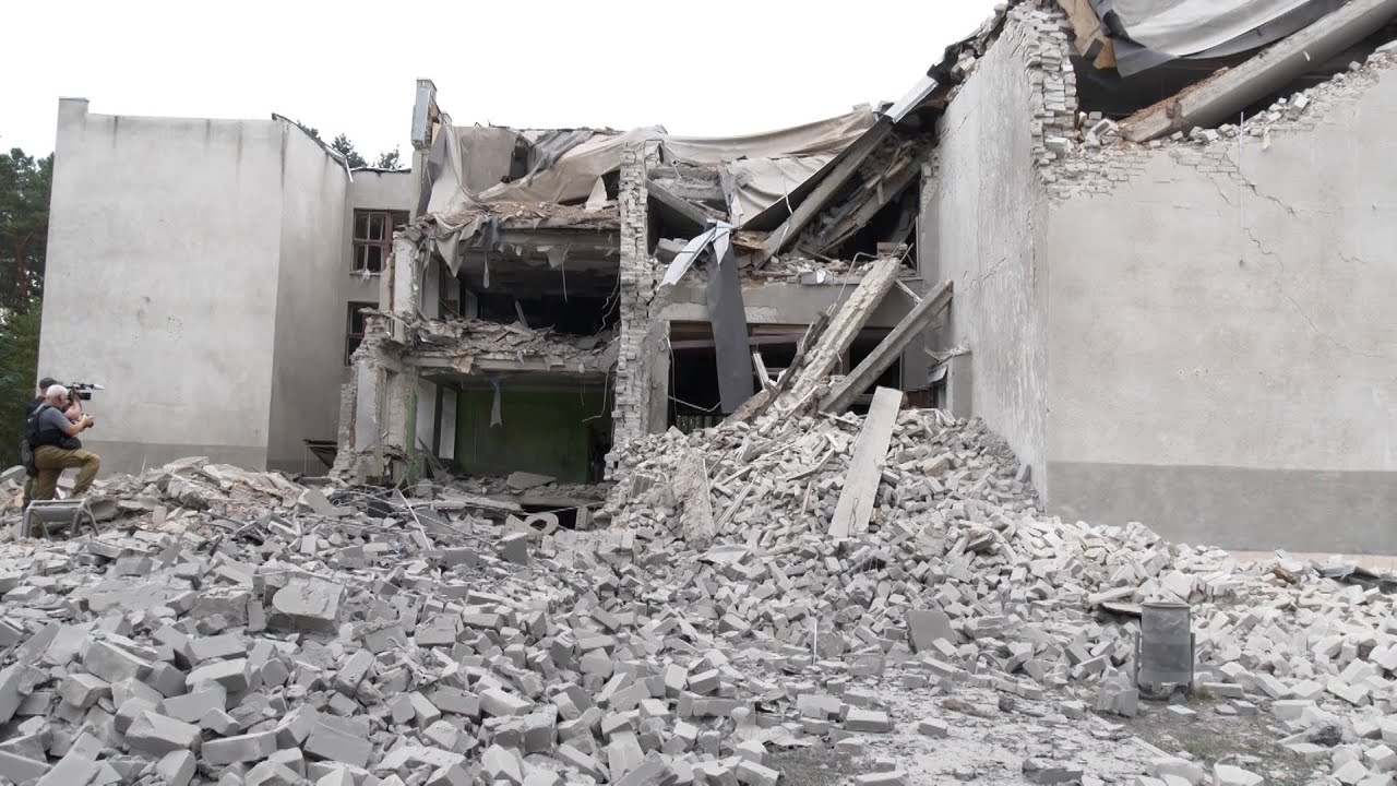 Нічний обстріл Чугуївського району: знищено школу та будинок культури