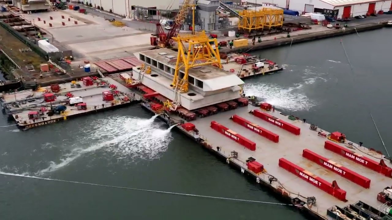Hinkley Point C marine work ramps up