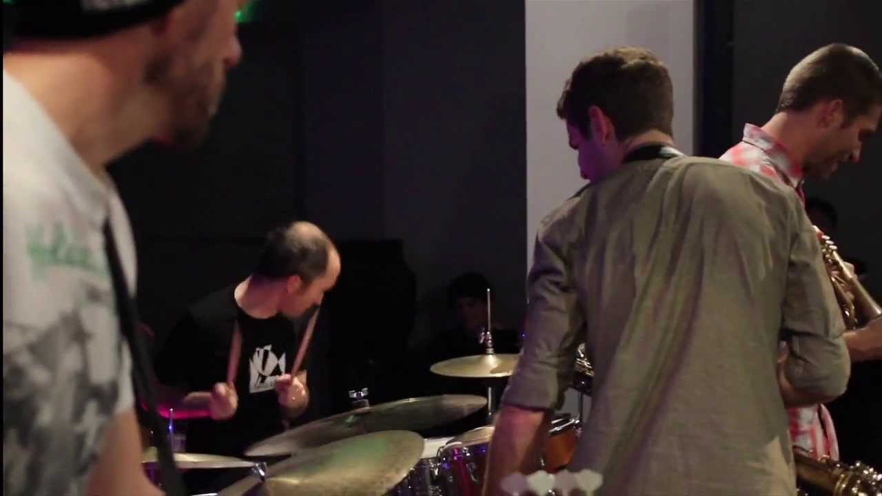 Kneebody :: Work Hard Play Hard Towel Hard LIVE at Blue Whale