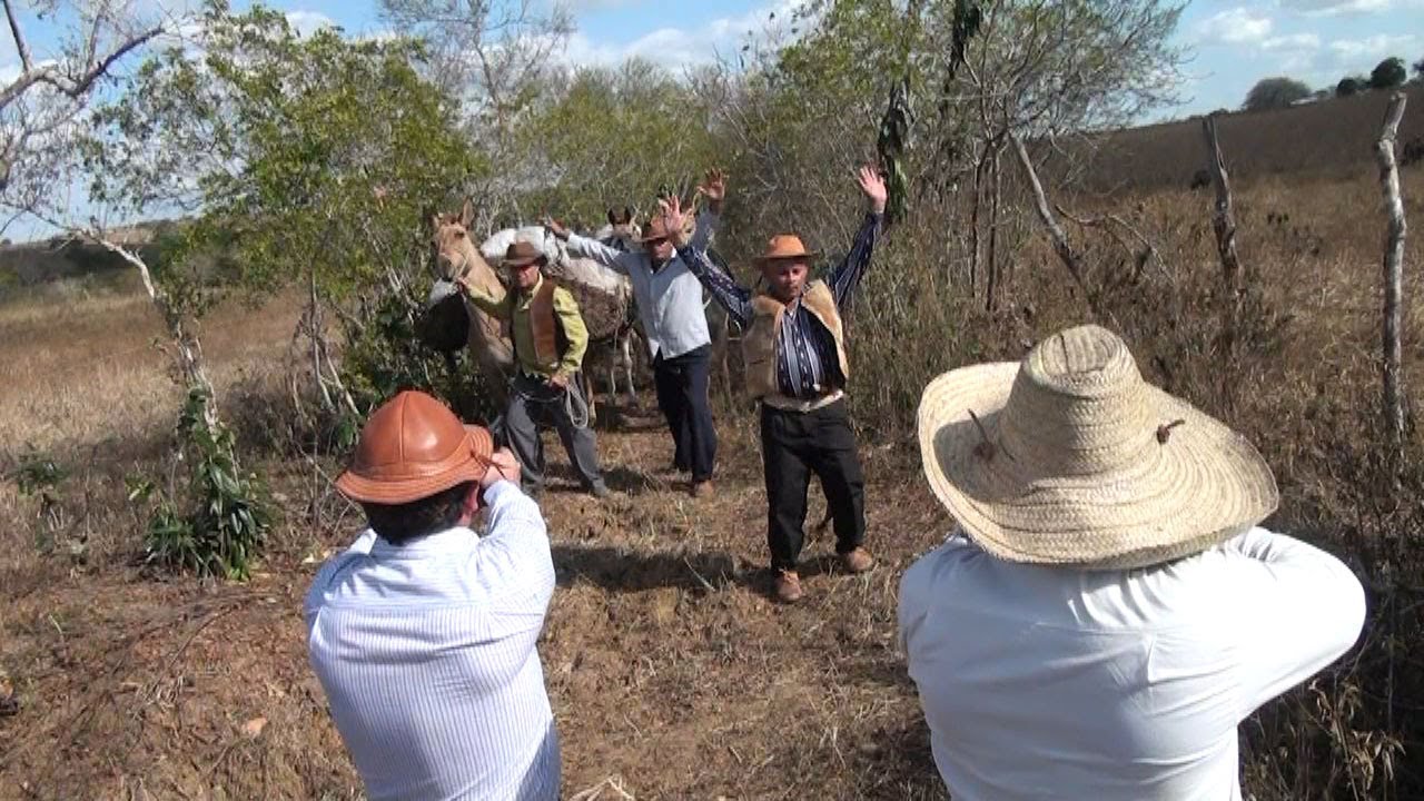 BANDIDOS ASSALTA TROPEIROS