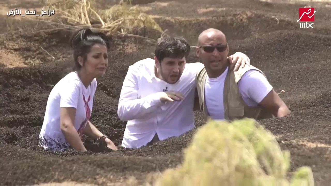مصطفى خاطر ينهار امام سحلية رامز جلال وينطق الشهادة فى رامز تحت الأرض