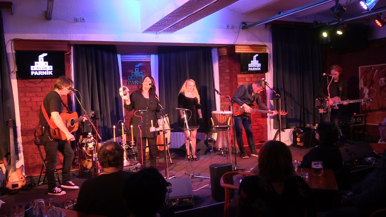 Dev&iacute;tka - Klub Parn&iacute;k Ostrava 17.11.2024