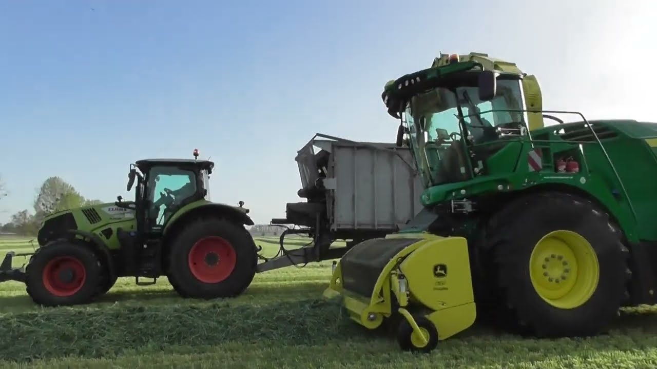 John Deere 9700i - Grünroggen häckseln 2025 im Oderbruch Case Claas Fliegl