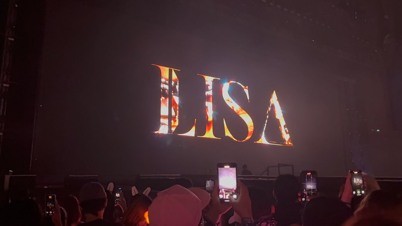 LISA Intro+Thunder+FUTW BLACKPINK DEADLINE WORLD TOUR in Manila 23/11/2025