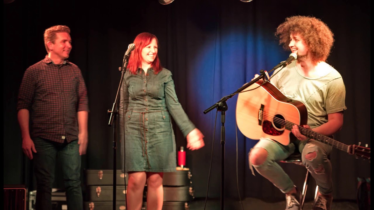 LEONARD COHEN - Hallelujah (Cover by Melanie Mau & Martin Schnella)