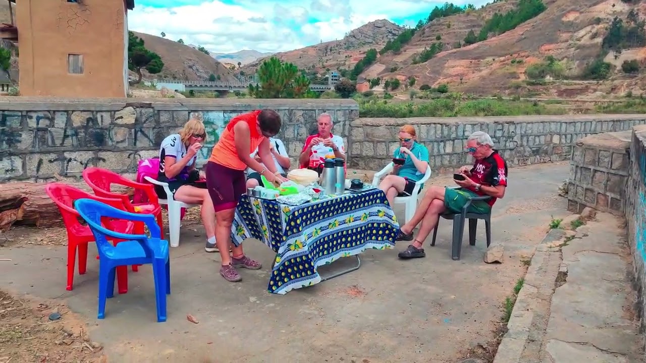 CYCLE MADAGASCAR  Exodus adventure Travel with Armel Madagascar, sept-oct 2023