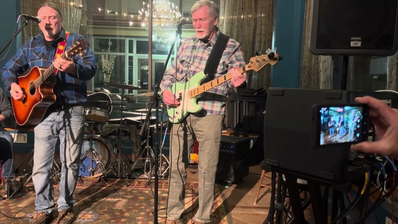 Somebody's Knocking - cover by Groove Tide
