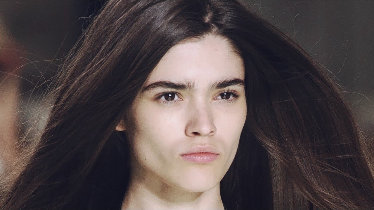 Top Newcomer Alexandra Micu (SS18)