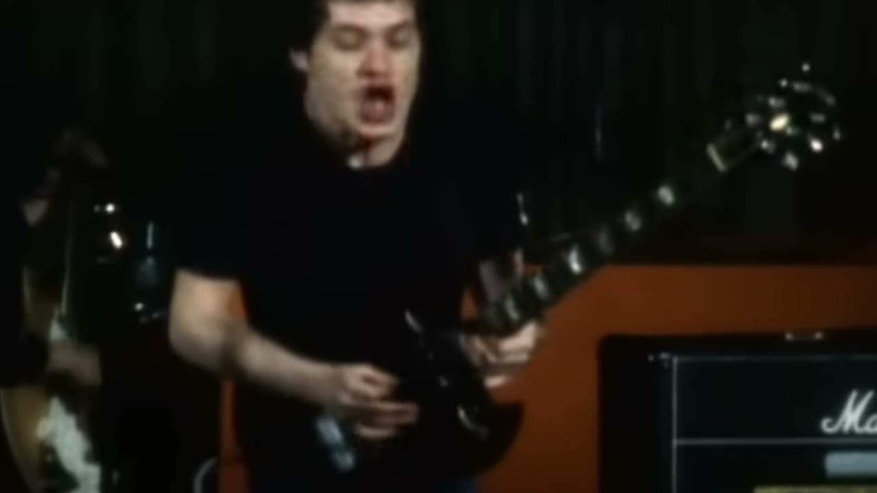 Angus Young Isolated (Overdose)