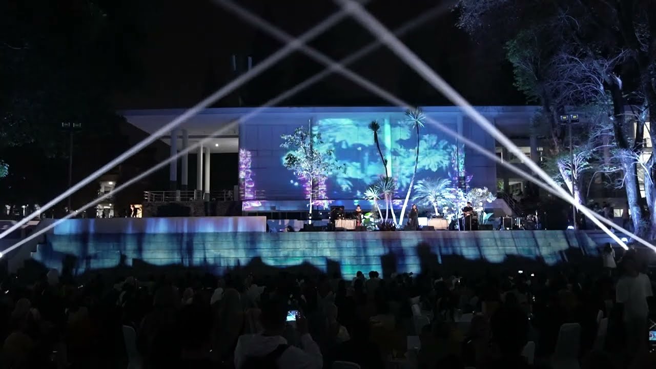IRIANA - Anak Kecil Perempuan (Live from ITB Light Festival 2023)