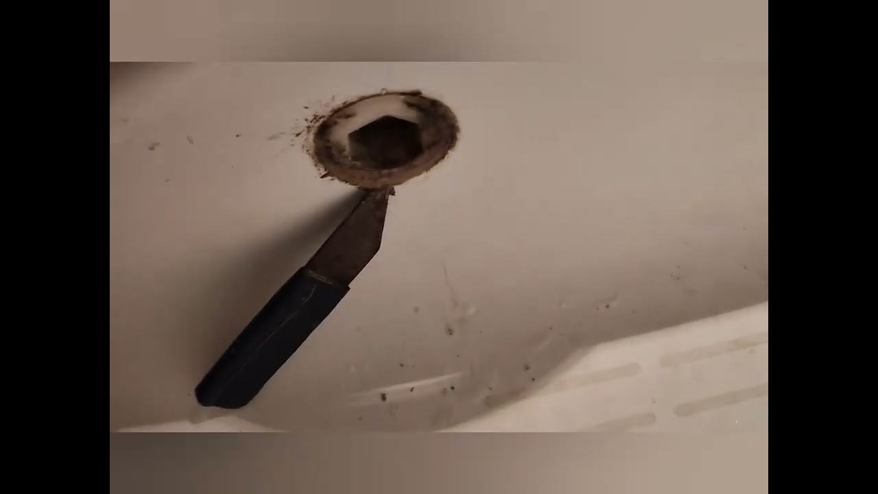 Реставрация ванны Roca, убираем гидромассаж, заделываем форсунки! 