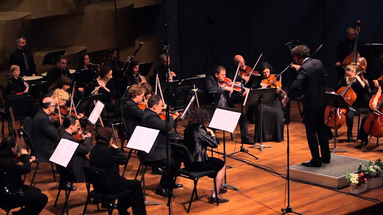 Yaniv Dinur conducts Brahms - Serenade no.1, 2nd movement