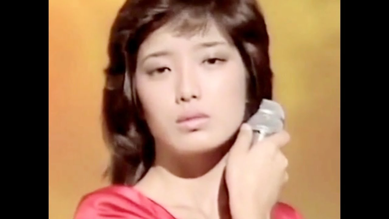 山口百恵「愛の嵐」 共演 ♪ 中森明菜