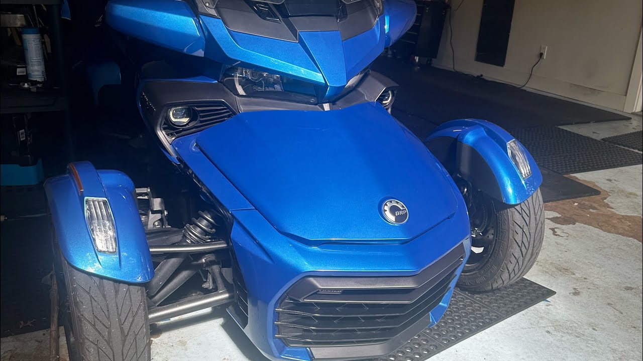 Can am spyder F3 Limited. Going for a ride