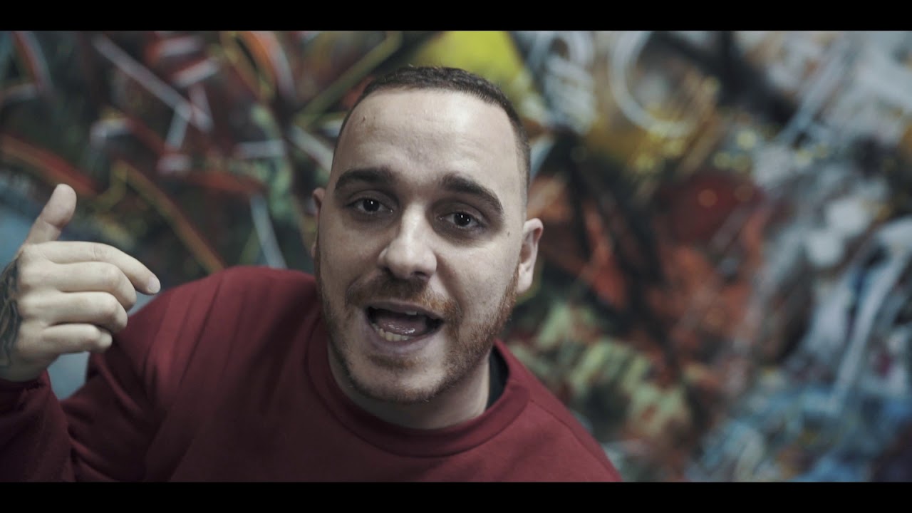935 - Política de barrio [Hooligans]