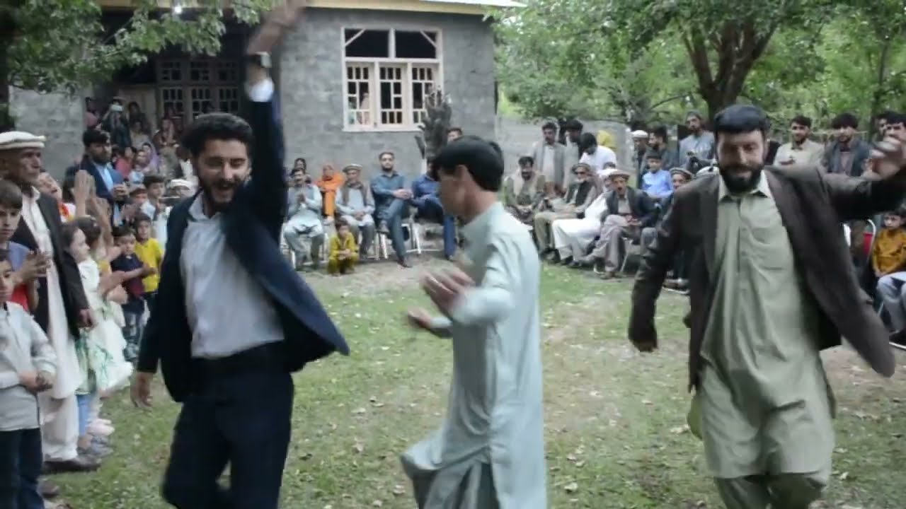 Alganiwar | Traditional dance | Yasin Folk Music