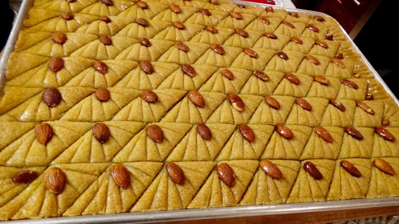 Makrout cuit au four//DZ//حلويات العيد 2021: مقروط الكوشة, مقروط السنيوة أو وقلب الباقلاوة