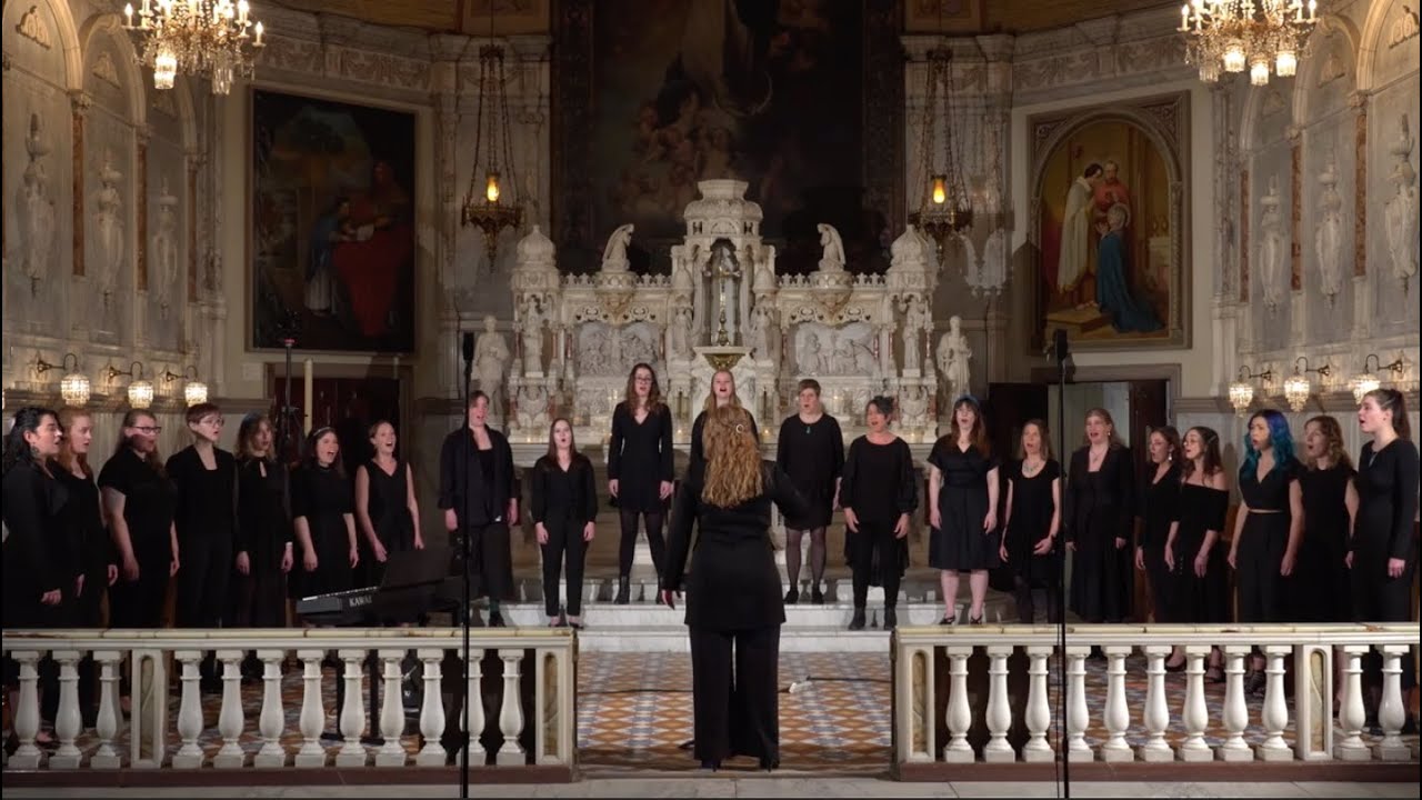 Amethyst - Megan Batty - Choeur Adleisia