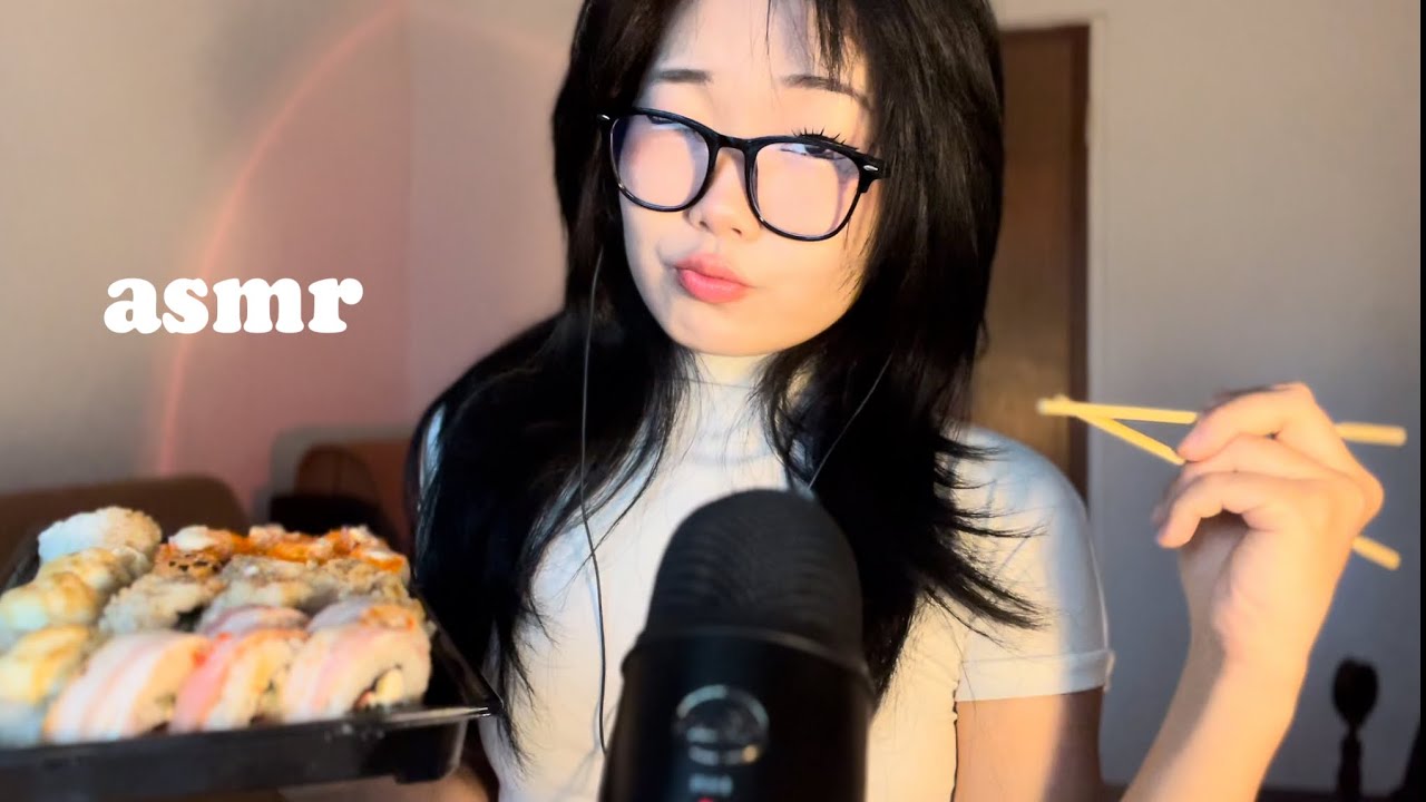 ASMR МУКБАНГ РОЛЛЫ🍣