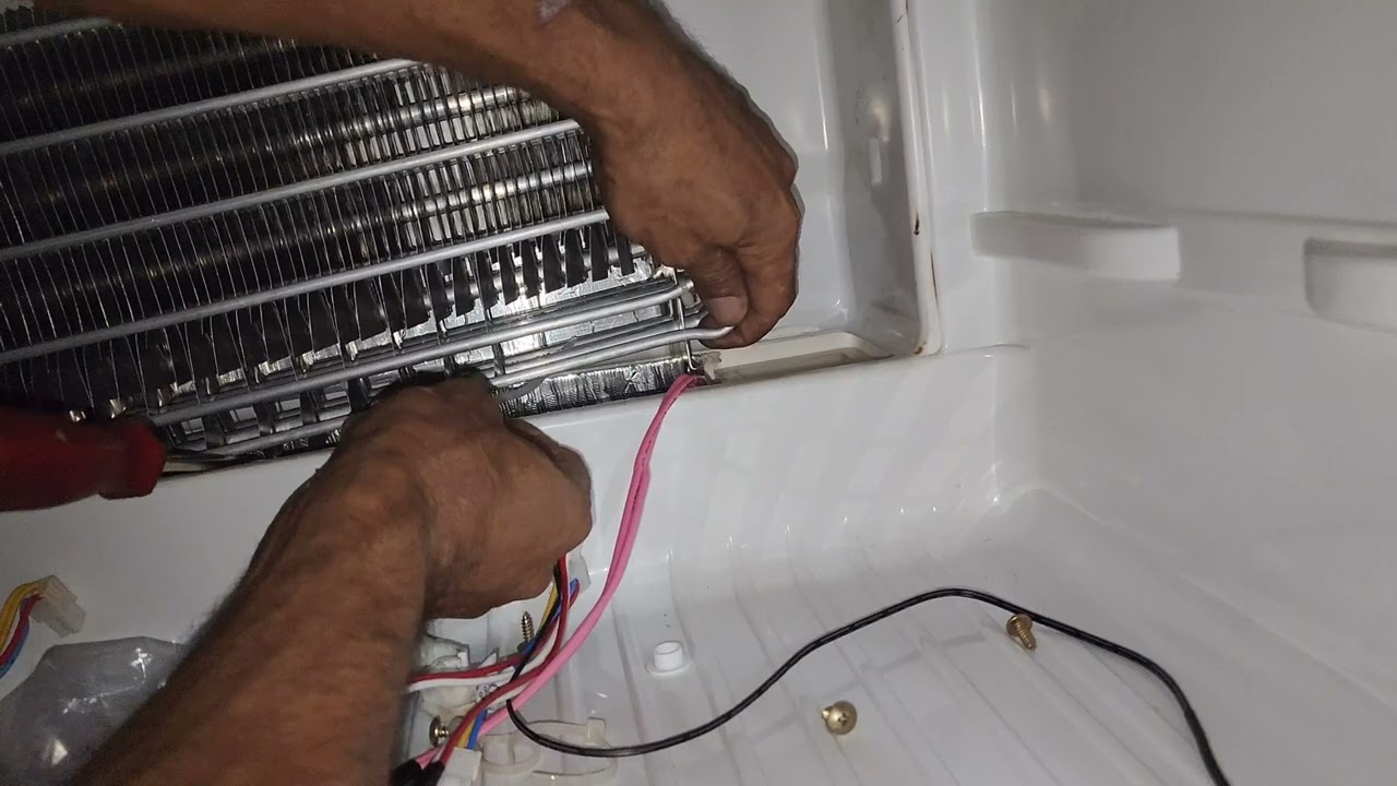 Geladeira Electrolux DF50 não liga nada saiba porque.