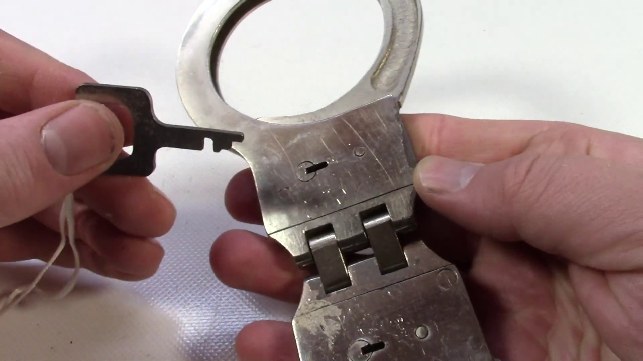 Tschechische Scharnierhandschellen glänzend Pouta Handcuffs Handfesseln Esposas Menottes Manette