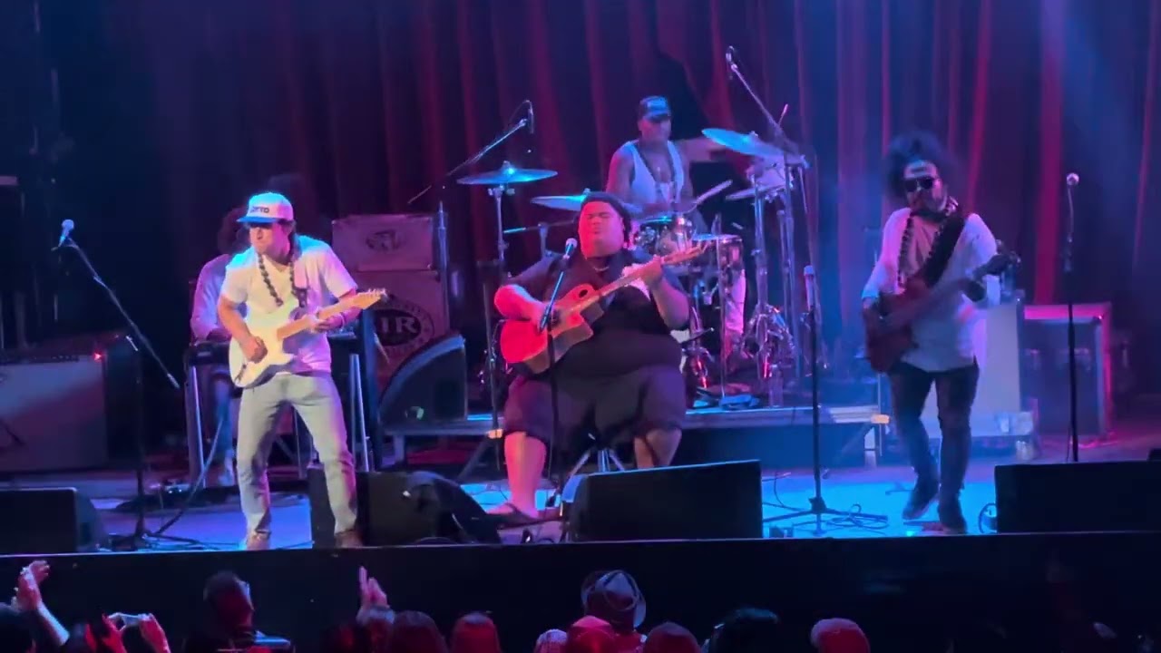 Iam Tongi -Don’t Let Go- Live Santa Cruz California