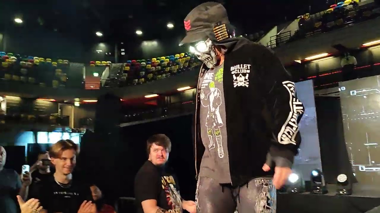 Taiji Ishimori entrance at NJPW Royal Quest III