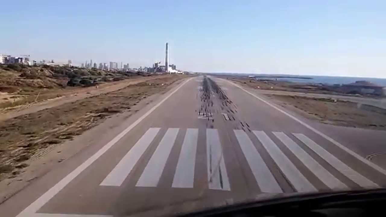 LANDING AT TEL AVIV SDE DOV AIRPORT RWY 21