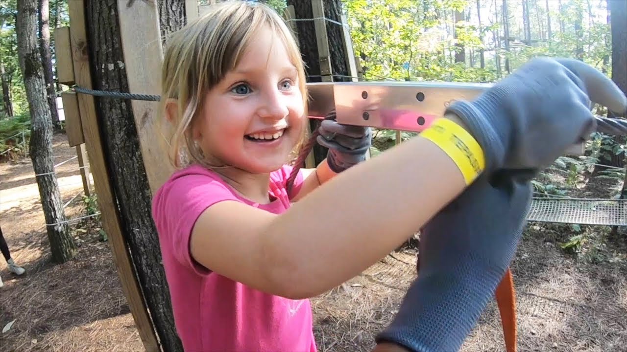 CACHE-CACHE DANS LES ARBRES • MOMENTS DE BONHEUR EN FAMILLE TOUT SIMPLEMENT...