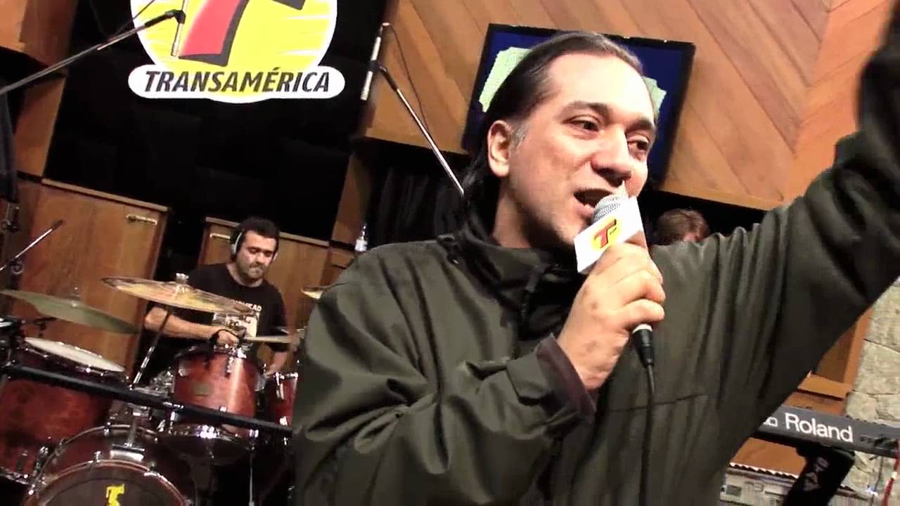 Biquini Cavadão toca 