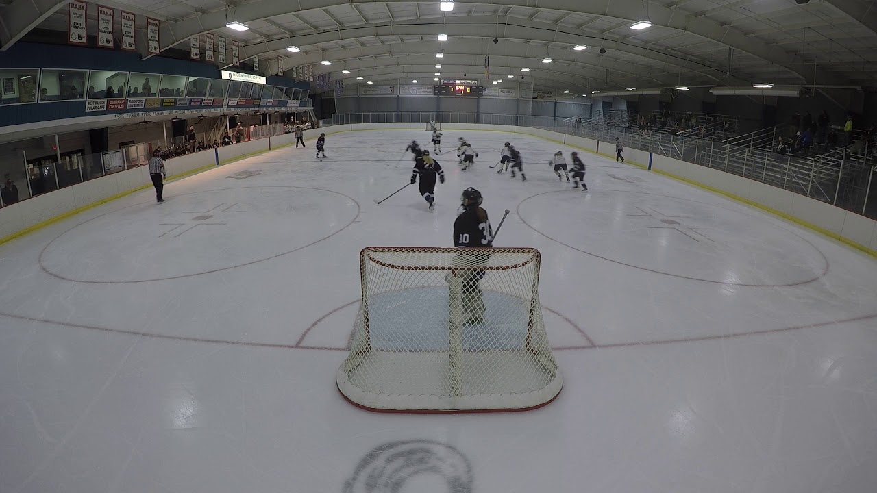 2017-18 Icebergs vs Fury hit on #20 GP012430 20hit 01