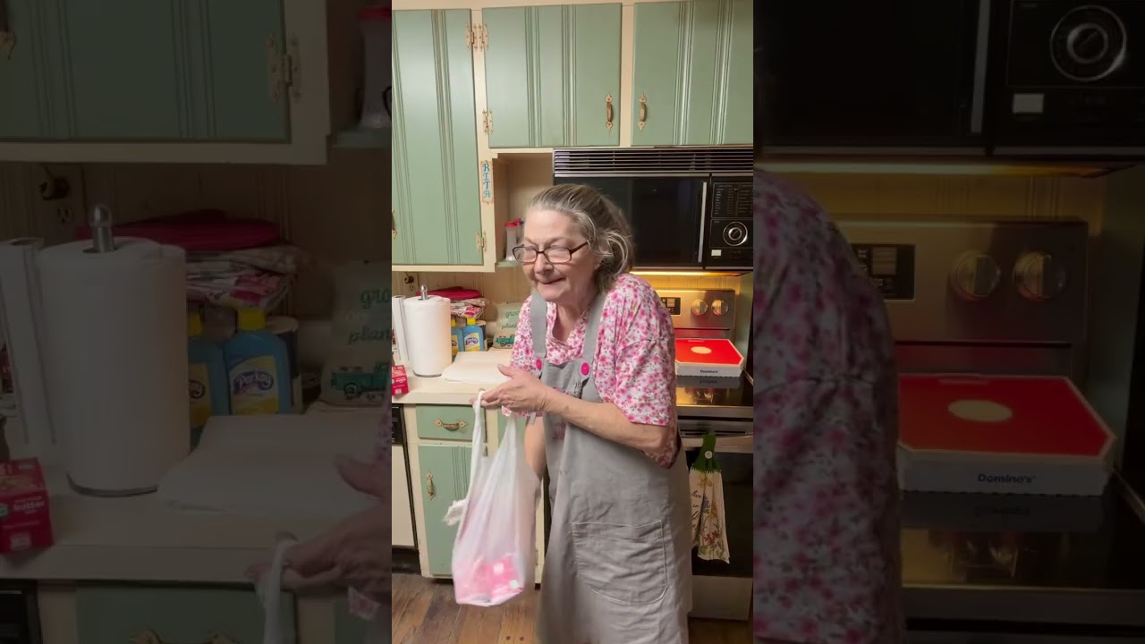 Grandma Rita's small grocery haul and super pizza at kitchen 