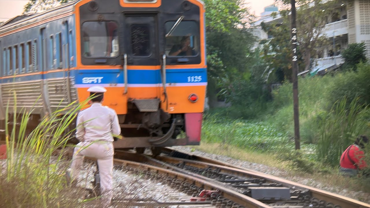 รถชานเมือง4308 มหาชัย-วงเวียนใหญ่ เข้ารางหลีกที่หยุดรถคอกควาย