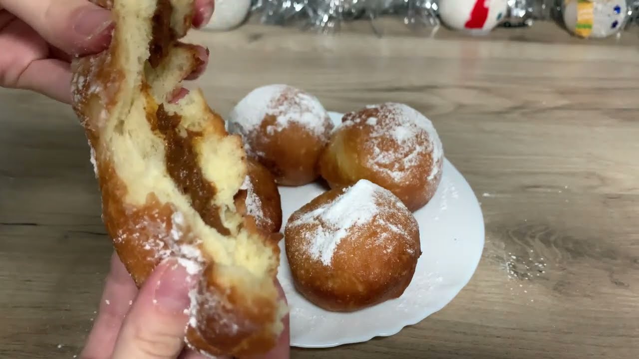 Різдвяні пампухи на дріжджах 🎄 Пухкі, м’які та дуже смачні | Домашній рецепт#кулінарія #christmas 