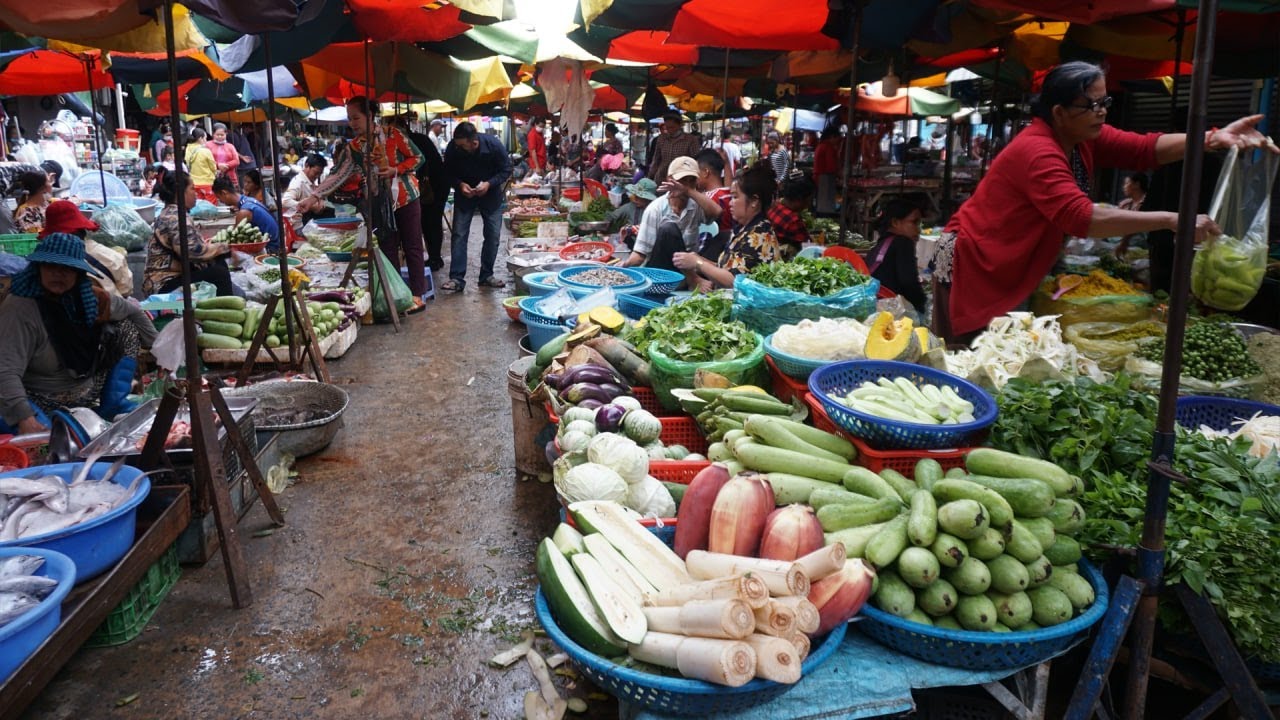 Chhbar Ampov Vegetable Market - Daily Lifestyle & Activities Cambodia People in Big Wet Market