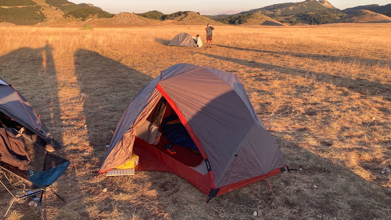 Notte in tenda a Campo Imperatore per ammirare le stelle cadenti #outdoor #trekking #camping