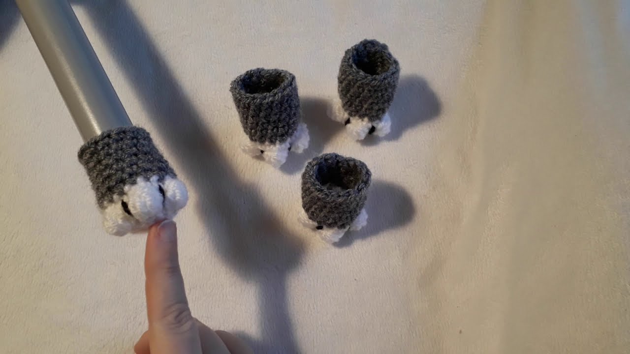 #Crochet cat paw chair socks diy!