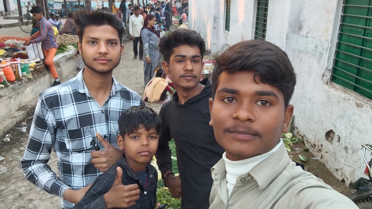 Gaon Ki Bajaar  😀