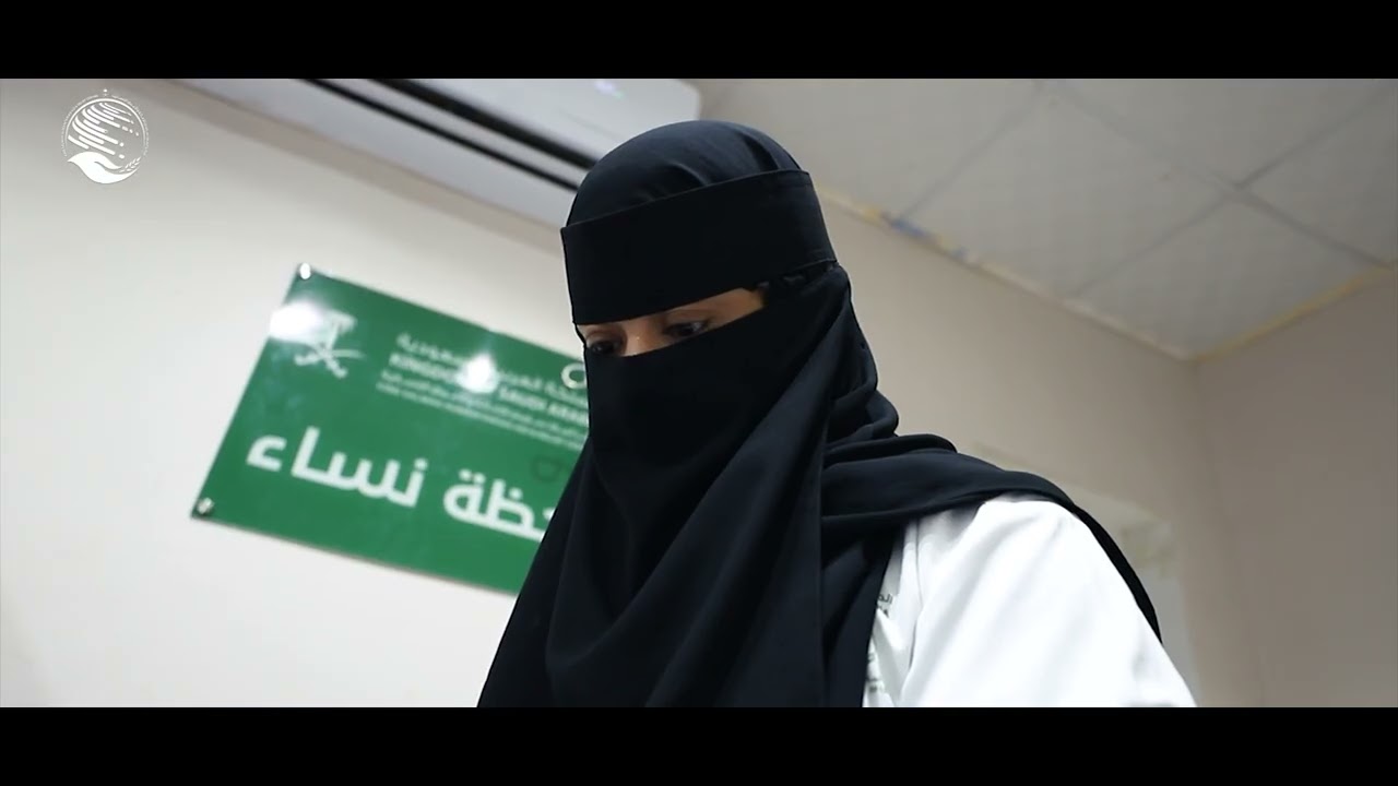 من ويلات النزوح والمعاناة إلى 