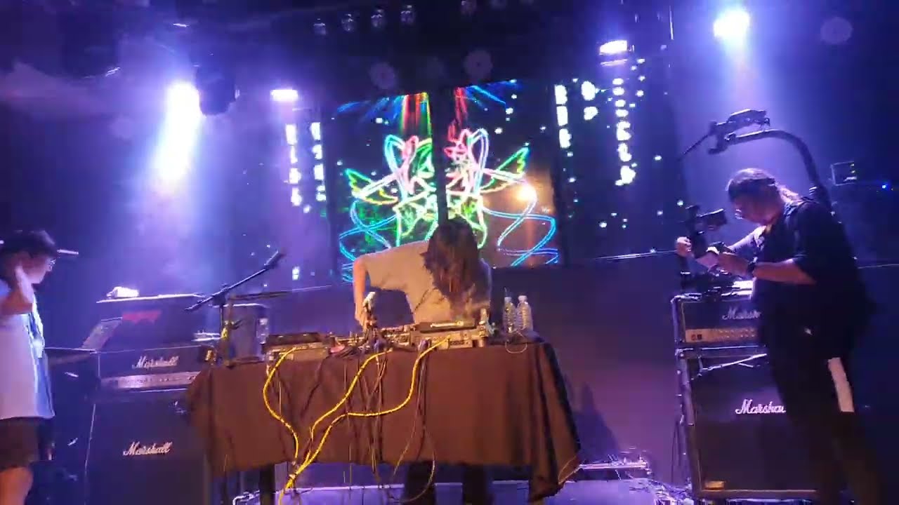 Aiobahn - KICK BACK+Livin' La Vida Loca, INTERNET YAMERO, 可愛くてごめん @ ASDF2023