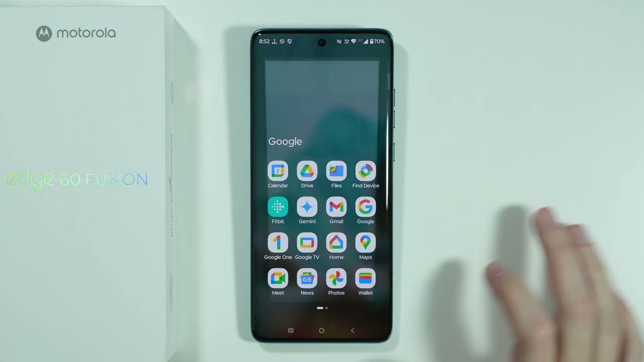 Motorola Edge 60 Fusion: как переключить Gemini на Google Assistant