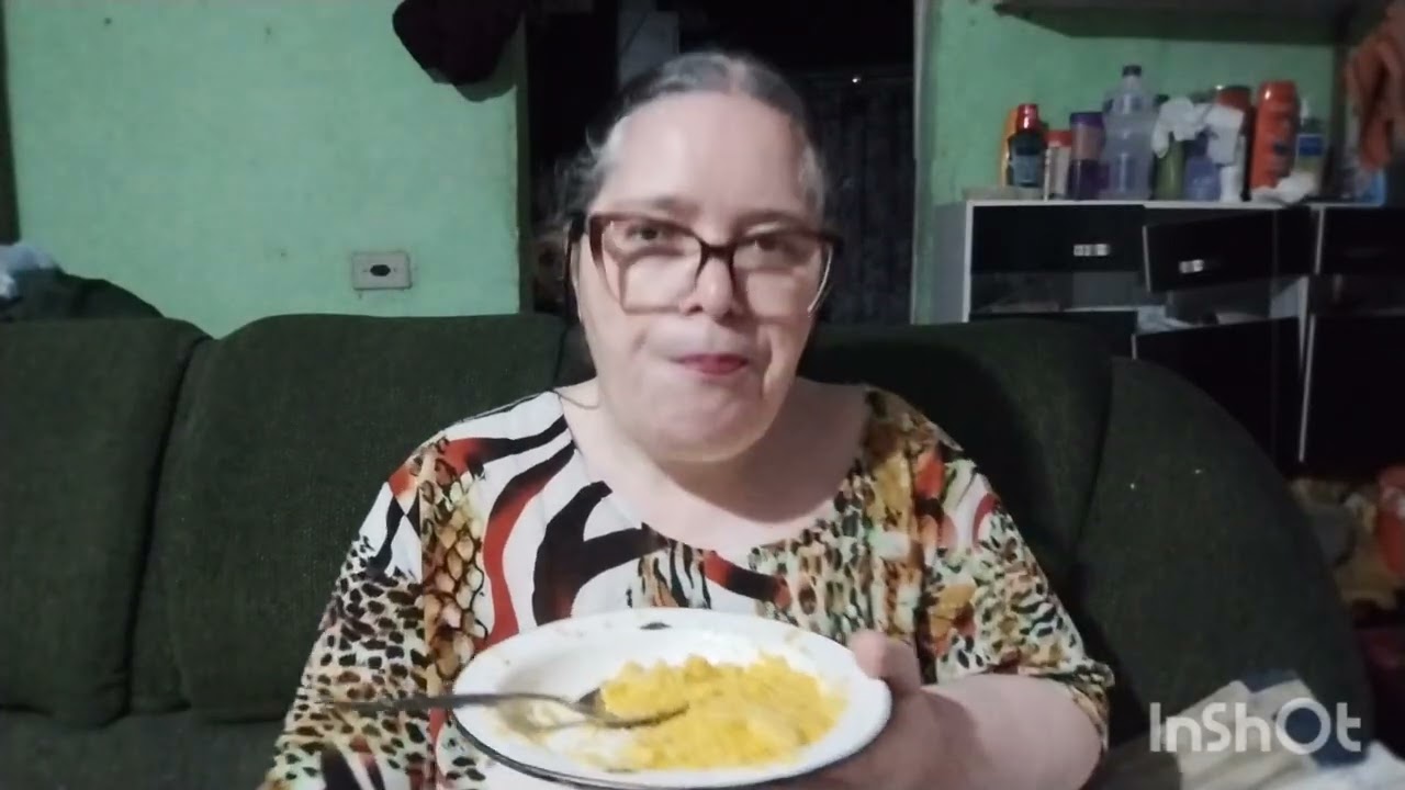 Olá meu povo vim tomar café da manhã com vocês vem conferir ☕🍝
