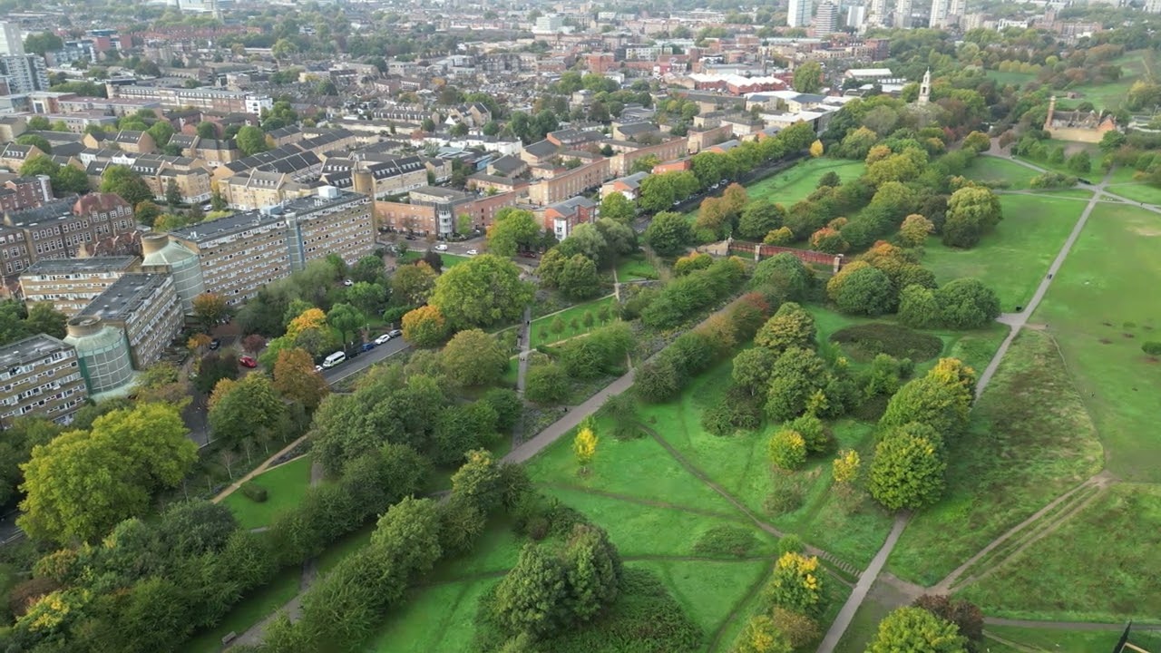 BURGESS PARK (LONDON) - AERIAL VIEW