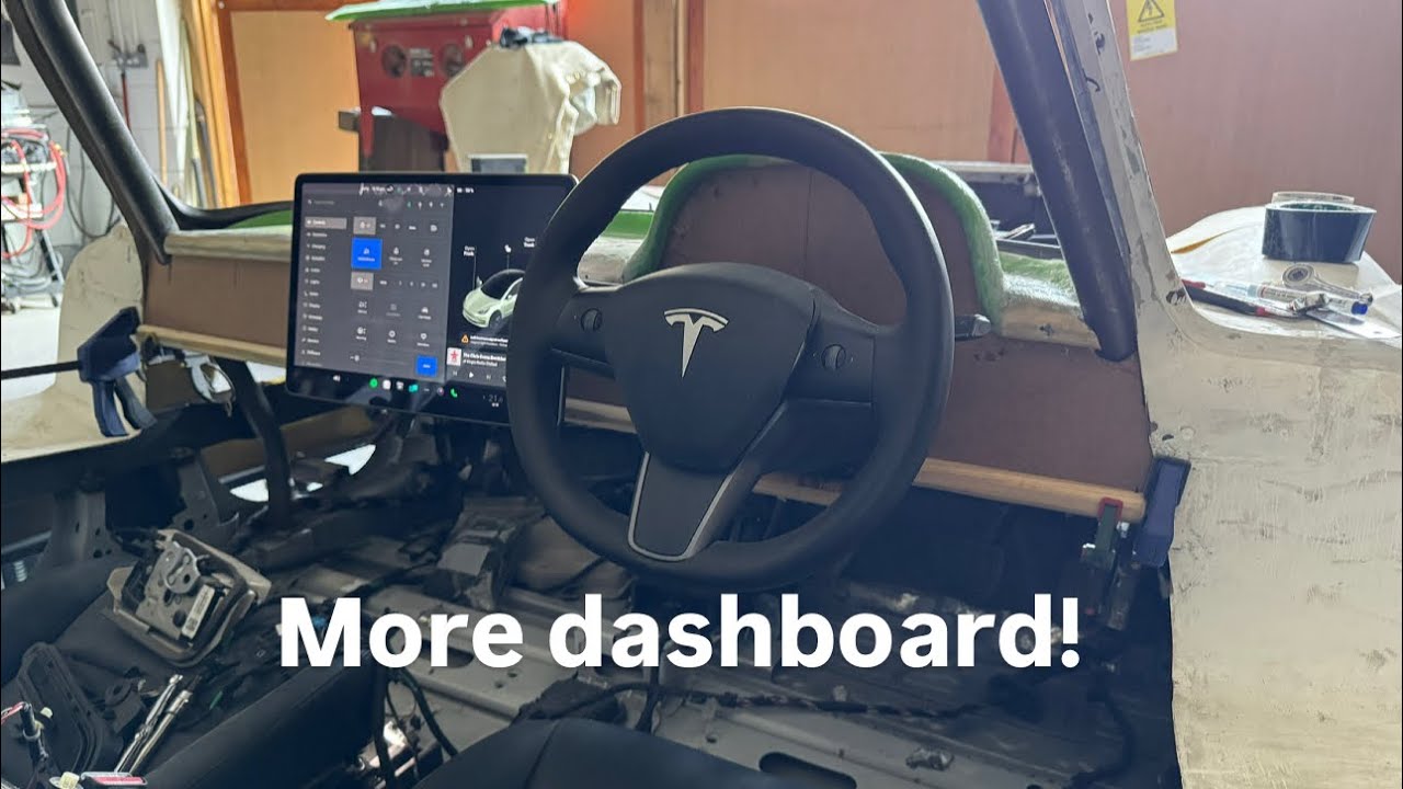 Tesla Gullwing build part 27: dash and screen mounting
