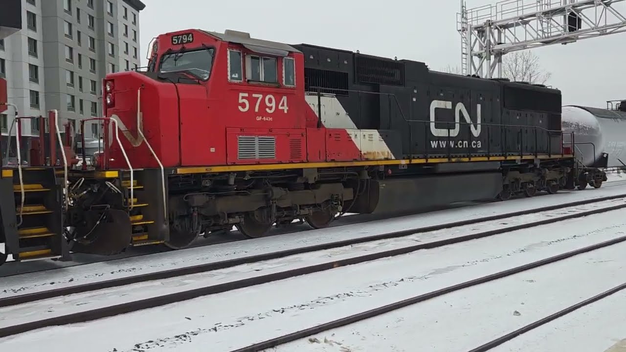 DC power duo! cn 369 rolling through dorval
