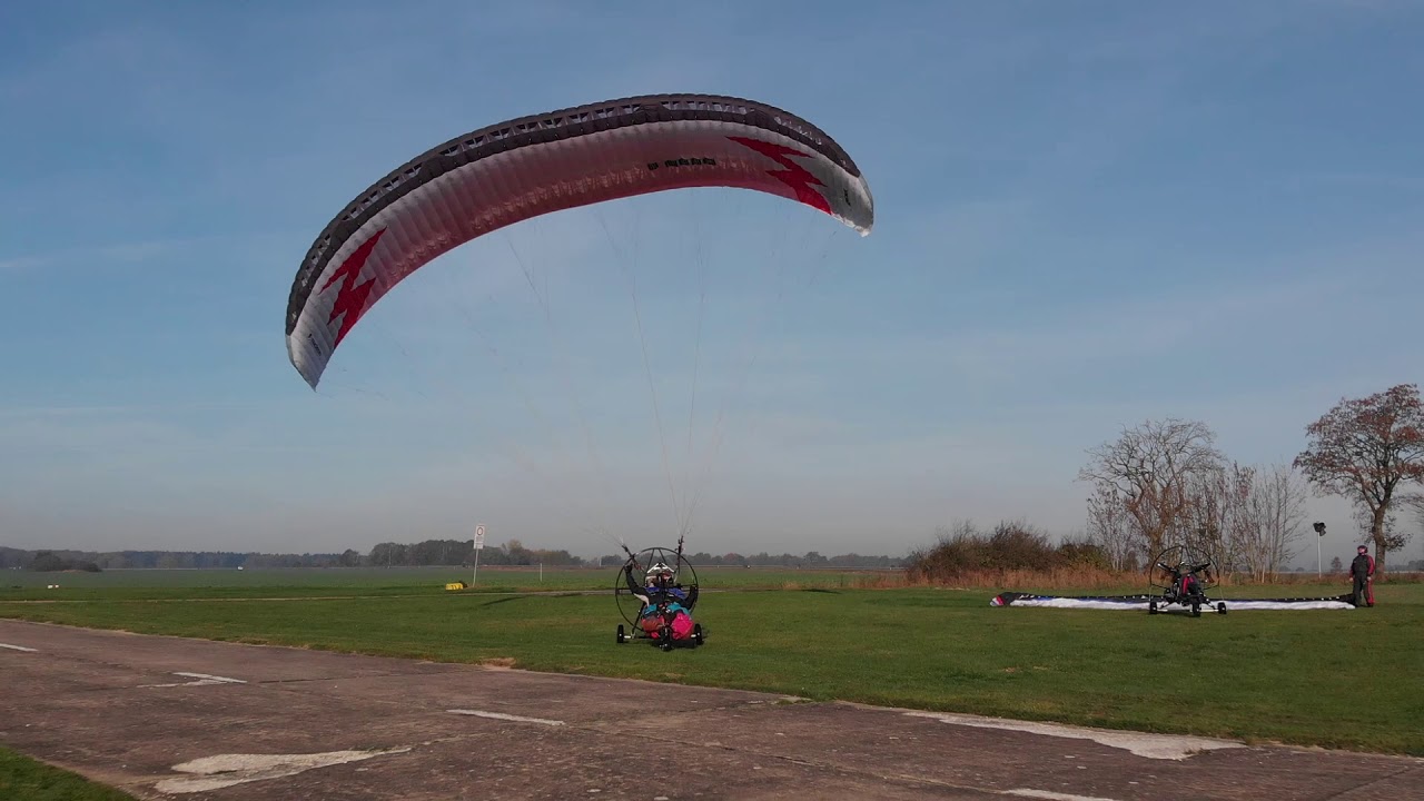 Motorschirm im Oktober 2019