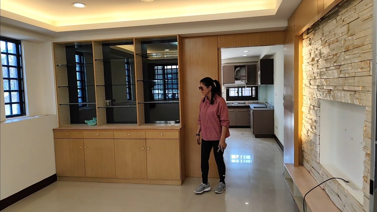 2168萬買台中潭子近洲際棒球場邊間採光佳大地坪雙車位4房3衛透天別墅有天然瓦斯有子母車近漢神百貨矽品商圈國1交流道 0977188512 & 0927830860傅晏棠房地產