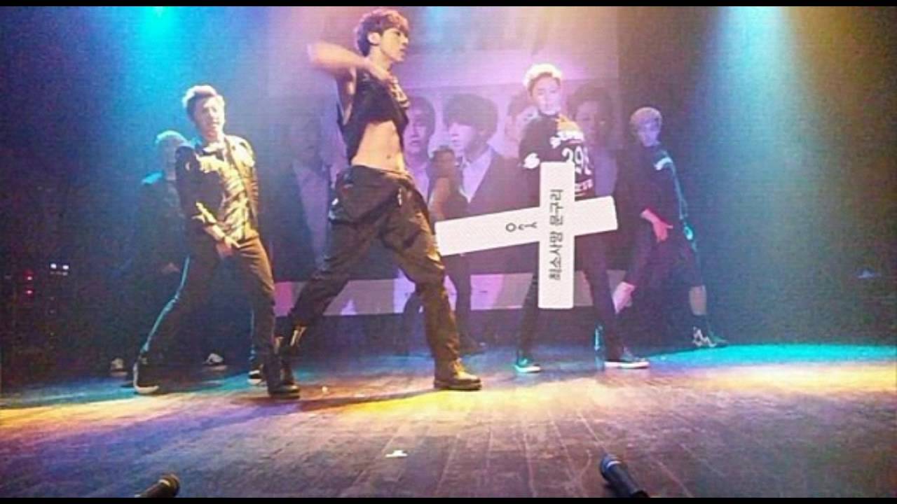 [FANMADE] Hotshot Timoteo Bailes sensuales &hearts;